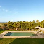 Haris Villa